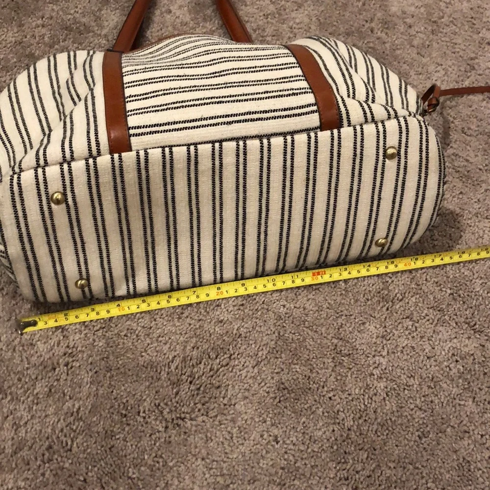 Tote Shoulder Bag - Picture 9 of 12
